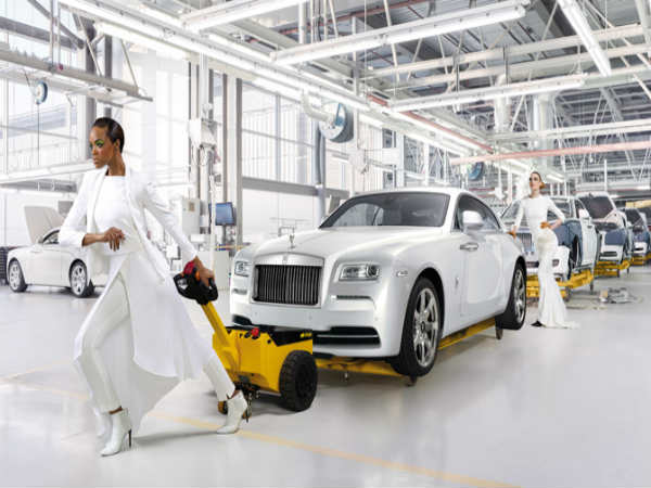 2 : 2 किलोमीटर का केबल यूज़ होता है