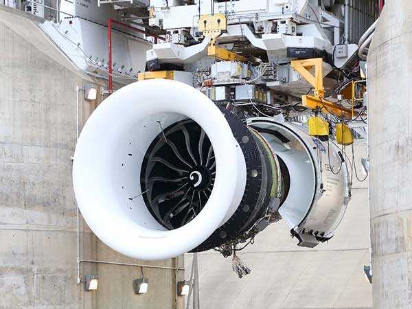 GE9X : ये है दुनिया का सबसे बड़ा जेट इंजन, जल्‍द लग सकता है बोइंग विमान में 