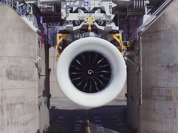 GE9X : ये है दुनिया का सबसे बड़ा जेट इंजन, जल्‍द लग सकता है बोइंग विमान में 