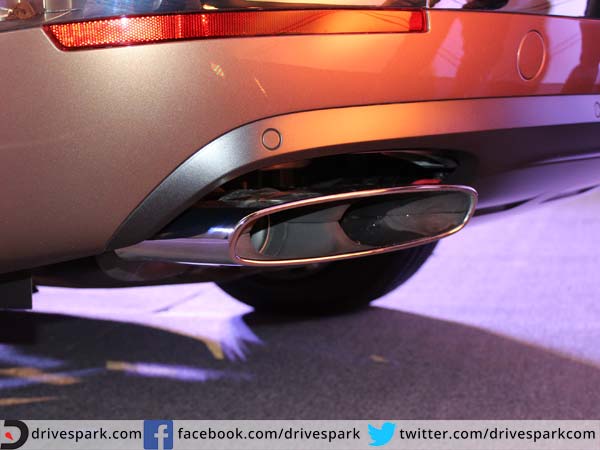 PICS : हाई रेज्‍योल्‍यूशन तस्वीरों में देखिए नई बेंटले बेंटायगा का इंटीरियर व एक्सटीरियर 