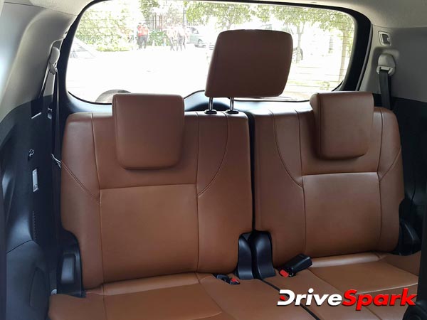 Toyota Innova Crysta : मुंबई में लॉन्च हुई टोयोटा की नई एमपीवी इनोवा क्रिस्टा, दिल्ली वालों को निराशा