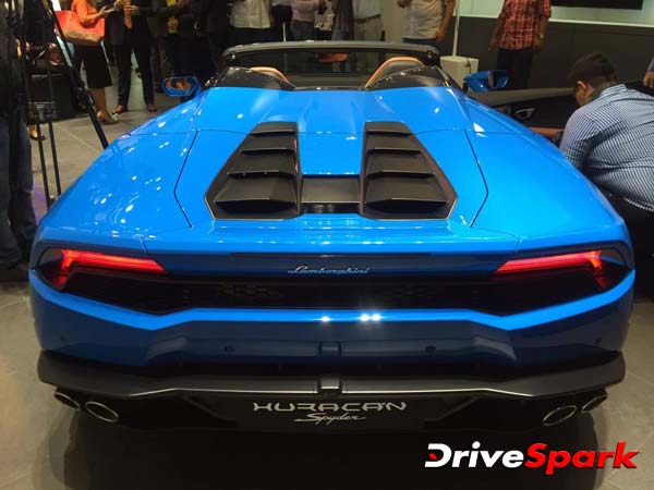 Car Launch : 324 kmph स्‍पीड वाली लैम्बॉर्गिनी हुराकेन स्पाईडर सुपरकार लॉन्च, कीमत 3.89 करोड़ रूपए