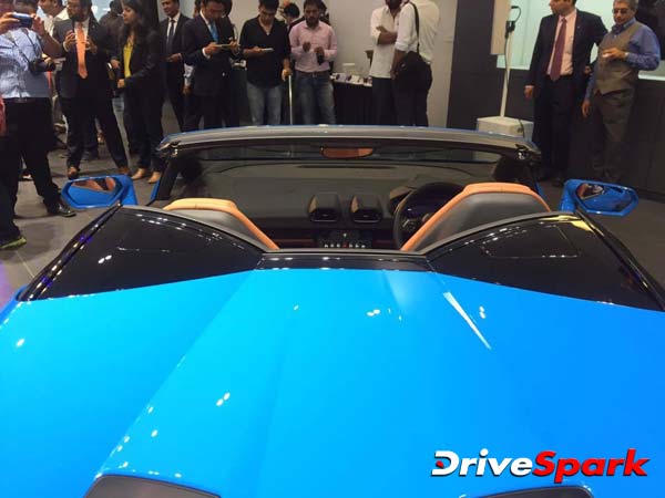 Car Launch : 324 kmph स्‍पीड वाली लैम्बॉर्गिनी हुराकेन स्पाईडर सुपरकार लॉन्च, कीमत 3.89 करोड़ रूपए