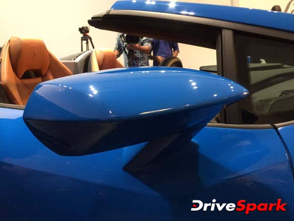 Car Launch : 324 kmph स्‍पीड वाली लैम्बॉर्गिनी हुराकेन स्पाईडर सुपरकार लॉन्च, कीमत 3.89 करोड़ रूपए