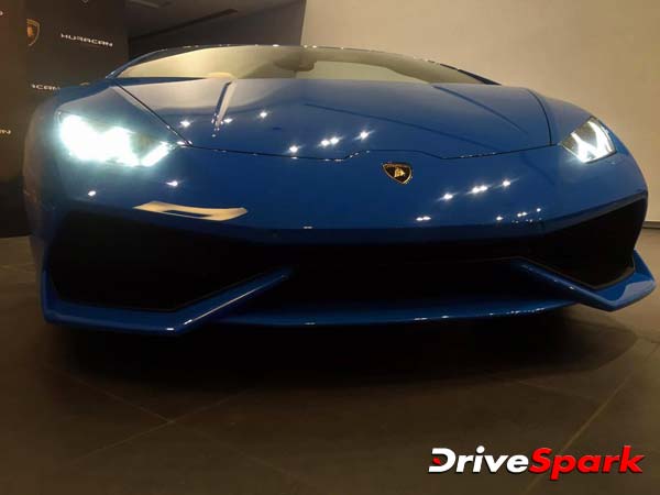 Car Launch : 324 kmph स्‍पीड वाली लैम्बॉर्गिनी हुराकेन स्पाईडर सुपरकार लॉन्च, कीमत 3.89 करोड़ रूपए