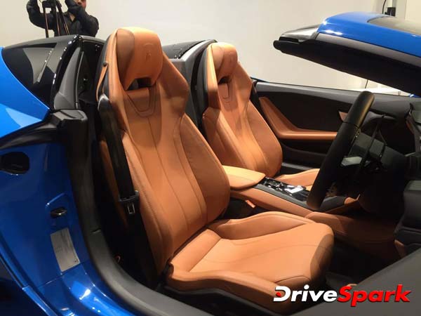 Car Launch : 324 kmph स्‍पीड वाली लैम्बॉर्गिनी हुराकेन स्पाईडर सुपरकार लॉन्च, कीमत 3.89 करोड़ रूपए