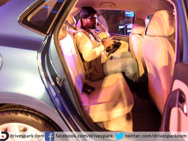 डुअल एयरबैग्‍स भी होंगे 