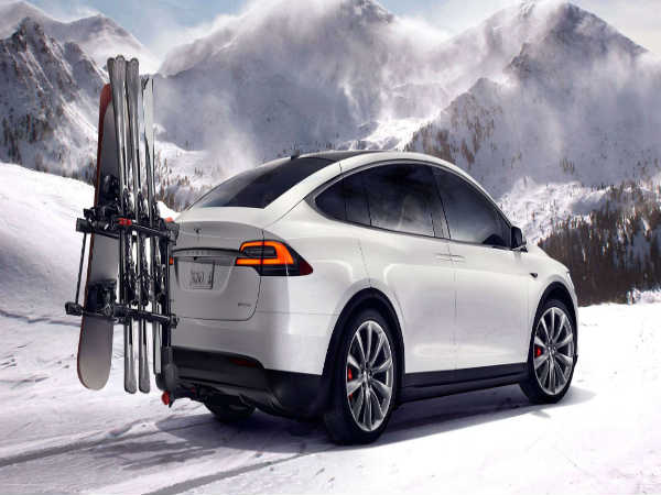 Tesla Model X : ये है टेस्ला की पहली इलेक्ट्रिक एसयूवी, जानिए इसकी खूबियों के बारे में 
