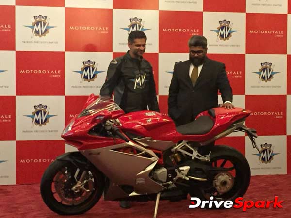 PIC GALLERY : देखिए 998cc के दमदार इंजन वाली एमवी अगस्ता एफ4 की लॉन्चिंग तस्वीरें (21 तस्वीरें)