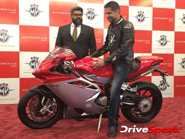 PIC GALLERY : देखिए 998cc के दमदार इंजन वाली एमवी अगस्ता एफ4 की लॉन्चिंग तस्वीरें (21 तस्वीरें)