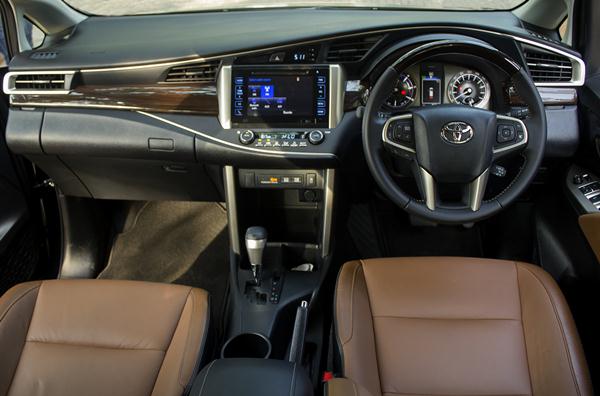 कैसा है इस कार का इंटीरियर 