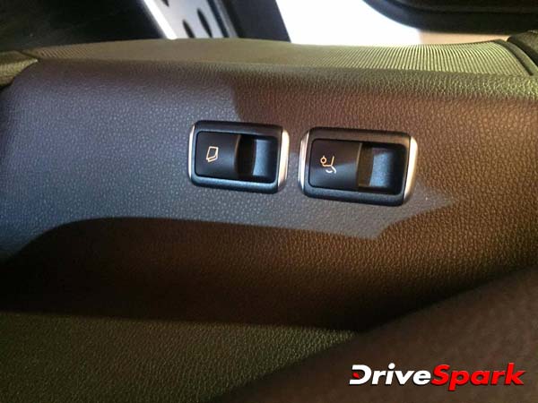 PIC GALLERY : 60 तस्‍वीरों में देखें आज लॉन्‍च हुई मर्सिडीज़ की नई एसयूवी जीएलएस का हर एक एंगल