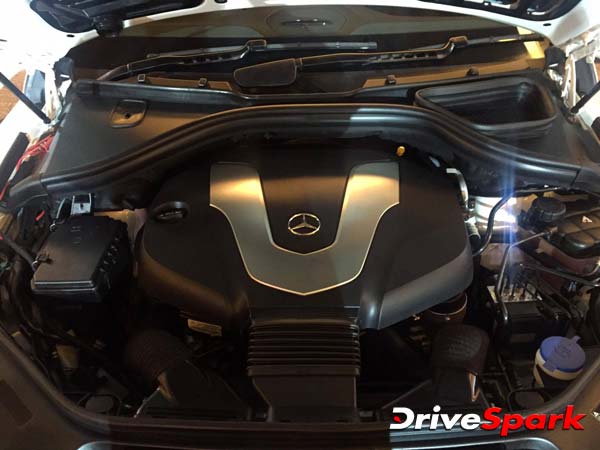 PIC GALLERY : 60 तस्‍वीरों में देखें आज लॉन्‍च हुई मर्सिडीज़ की नई एसयूवी जीएलएस का हर एक एंगल