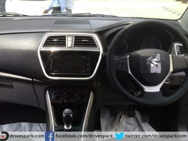 Maruti Suzuki S Cross : मारूति अपने इस माॅडल की 20 हजार कारें मंगाएगी वापस