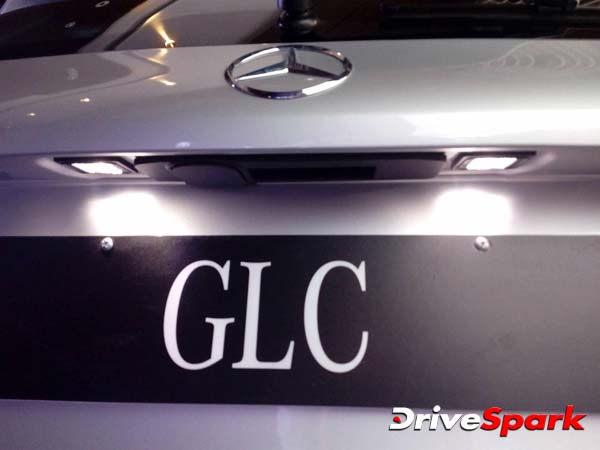 PICS : ये है मर्सिडीज़ की नई SUV GLC, जानिए इसके फीचर्स 