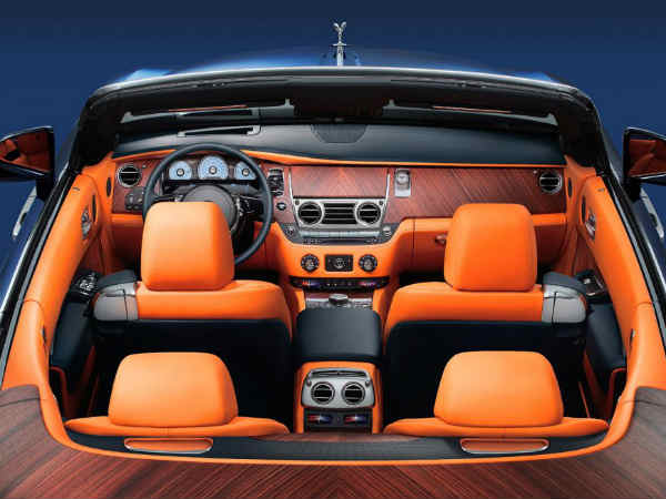 7 : शानदार है इंटीरियर 