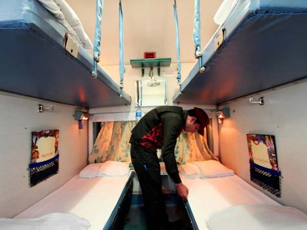 PICS : इस नई स्‍पेशल टाइगर एक्सप्रेस की तस्वीरें देख आप भी अगली बार इसी में करना चाहेंगे सफर 