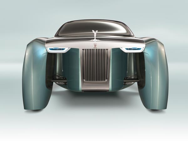 PICS : देखिए रोल्‍ज रॉयस की 20 फीट लंबी यह 'फ्यूचर कार' 