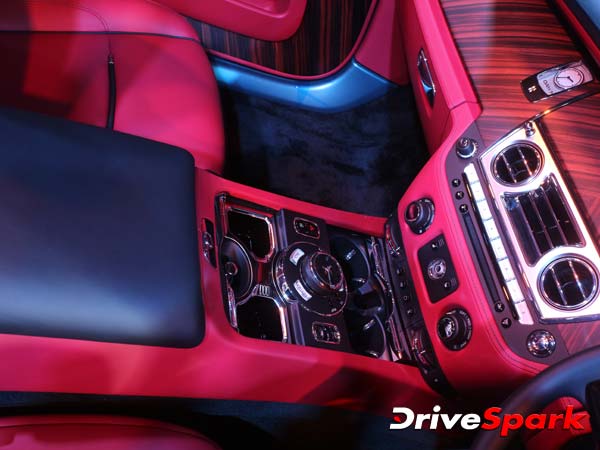 PICS : Rolls-Royce ने लॉन्‍च किया सुपर लग्‍ज़री कार डॉन कनवर्टिबल का नया वर्जन, कीमत है 6.25 करोड़ रुपए 