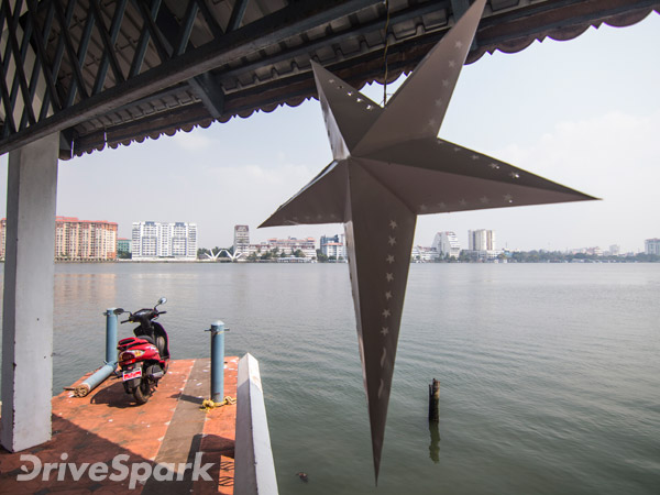 शांति, प्रेम और खुशियों से भरे कोचिन की सैर टीवीएस वीगो पर