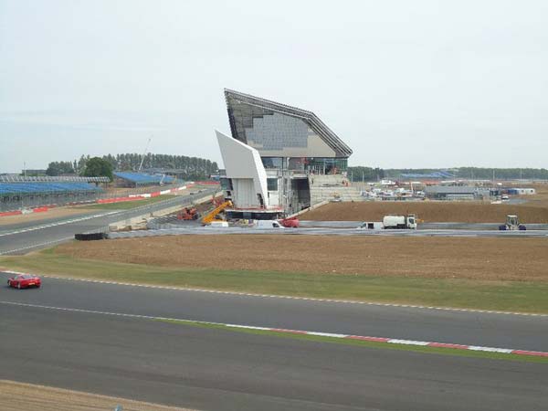 नहीं बिकेगा Silverstone Race Track, जानिए क्यो?
