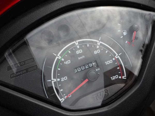 BS-IV इंजन और दो नए कलर वैरिएंट में लॉन्च हुई TVS Jupiter, जानिए और भी क्या है खास?