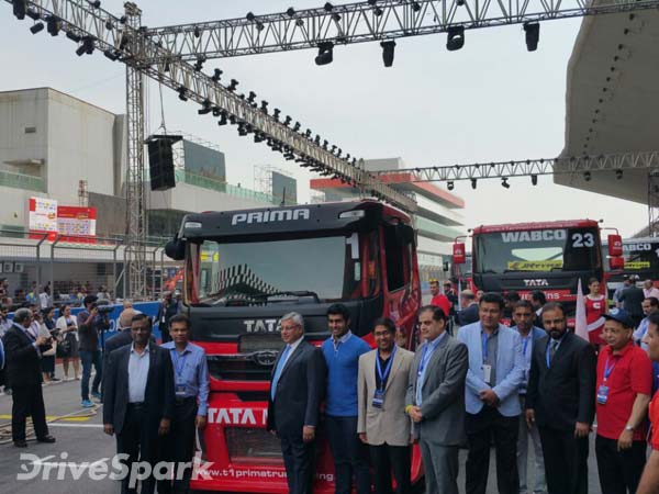 ट्रक रेसिंग के साथ ही पेश किया गया 1040bhp का ट्रक, जानिए क्या है खासियत?