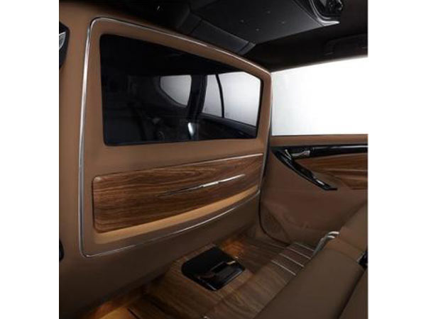 DC Design के साथ लक्जरियस के अगले दौर में पहुंची Innova Crysta 