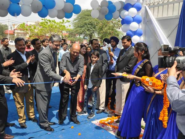 Ford India ने दिल्ली-NCR में किया अपने शोरूम का उद्घाटन, जानिए क्या है खास?