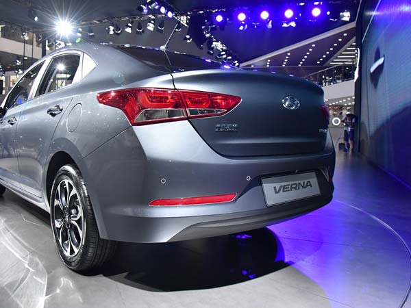 अगस्त में लॉन्च हो सकती है 2017 Hyundai Verna, यहां जाने डिटेल