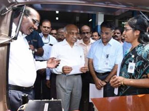 खुशखबरीः ISRO ने डेवलप किया सोलर इलेक्ट्रिक कार, ईंधन से मिलेगी मुक्ति?