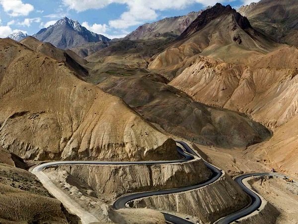 शानदार, जबरदस्त, जिंदाबाद, जी हां.. इन मार्गों पर ट्रैवल करके आपके मुंह से बस यही शब्द निकलेगें...