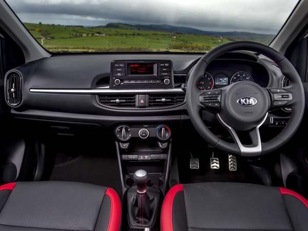 मर्सिडीज जी 63 की भीषण दुर्घटना ने दी Minister के बेटे को मौत, सबक लें...