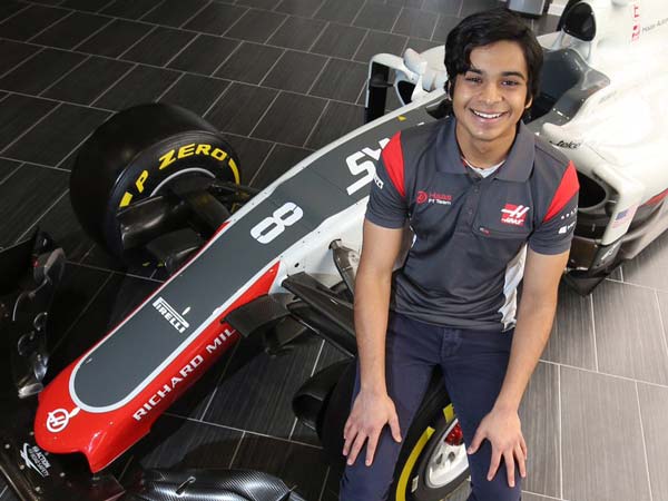 शाबासः Formula One Team में भारतीय रेसर अर्जुन मैनी का सेलेक्शन
