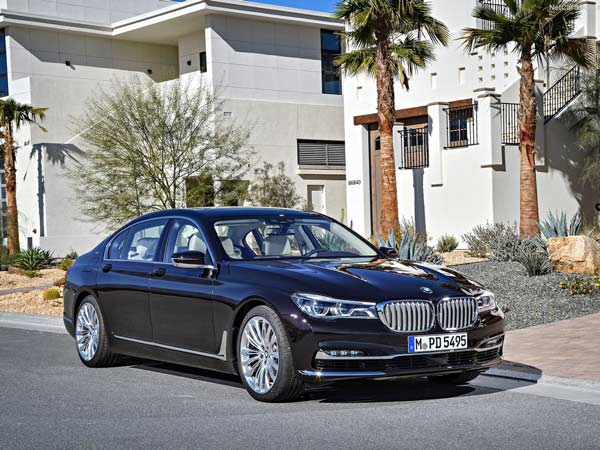 भारत आ रहा है BMW मैडस्ट 7 का सबसे शक्तिशाली संस्करण, कीमत 2 करोड़