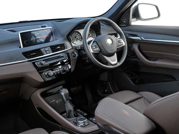 भारत में लॉन्च हुई BMW X1 का पेट्रोल मॉडल, कीमत 35.75 लाख रुपए भारत में लॉन्च हुई BMW X1 का पेट्रोल मॉडल, कीमत 35.75 लाख रुपए