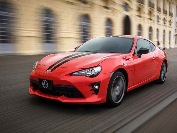 Top 3 Brand: इस ब्रांड की कार है दुनिया की सबसे मंहगी कार