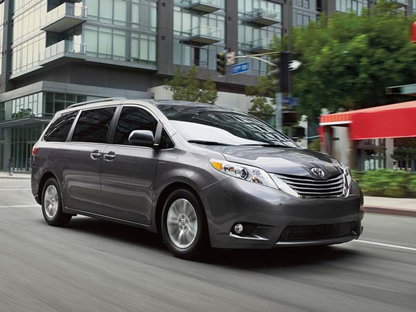 Top 3 Brand: इस ब्रांड की कार है दुनिया की सबसे मंहगी कार