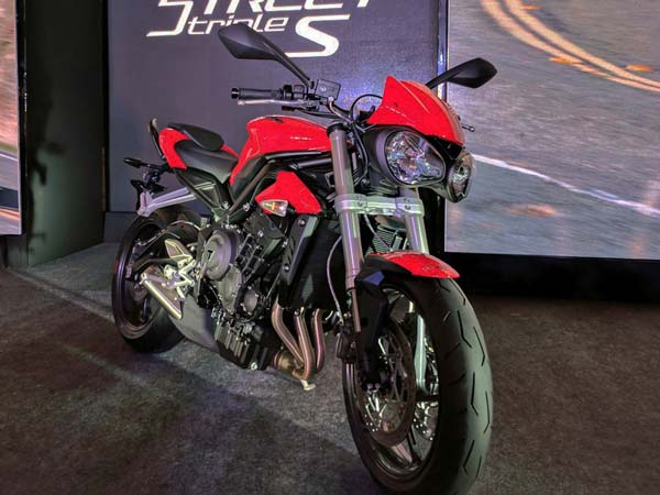 भारत में लॉन्च हुई शानदार Triumph स्ट्रीट ट्रिपल एस, कीमत 8.50 Lakh