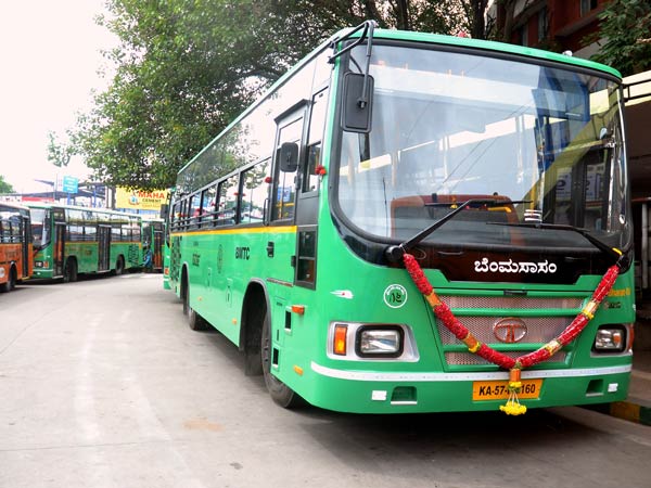 टाटा मोटर्स ने बंगलुरू ट्रांसपोर्ट को दिया 30 बसों का उपहार