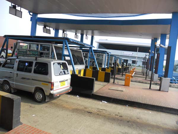 एनएचएआई ने लॉन्च किए दो ऐप, 1 अक्टूबर से टोल फी देना होगा सरल