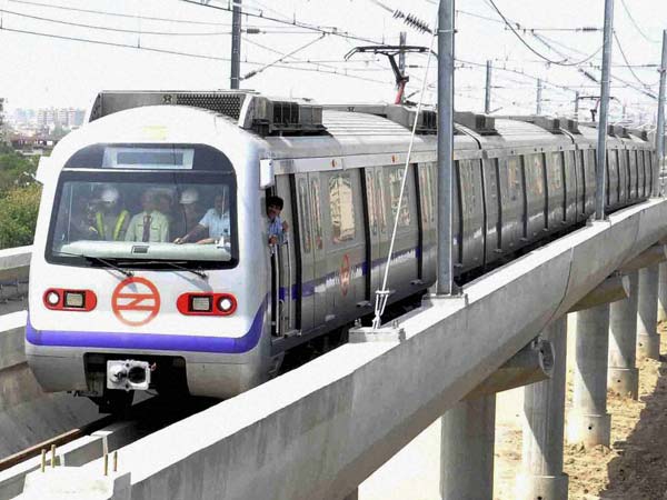 क्या आप जानते हैं दिल्ली मेट्रो कार्ड की ये बिल्डिंग कौन सी हैं और ये क्या दर्शाती है? 