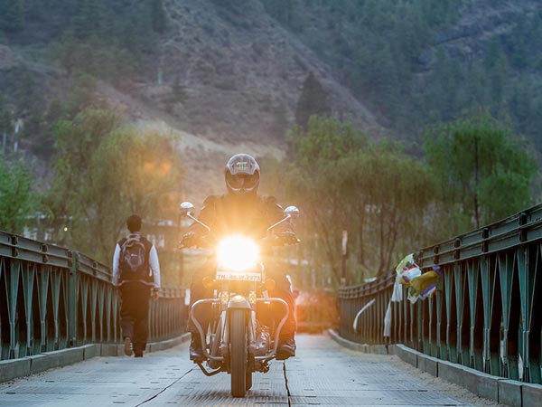 रॉयल एनफील्ड ने डुकाती की खरीद के लिए लगाई बड़ी बोली, फैसला 29 सितम्बर को...