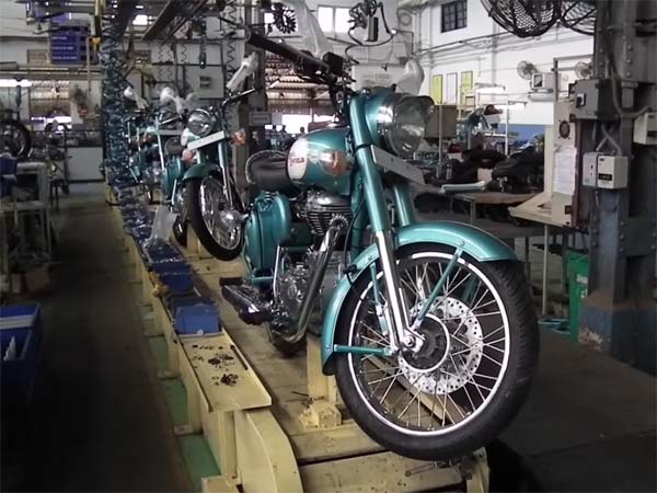 मोदी जी के बुलेट ट्रेन के चक्कर में मुफ्त में हुआ रॉयल इनफील्ड का प्रचार