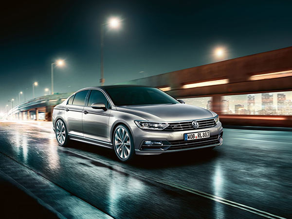 अक्टूबर में इस डेट को लॉन्च होगी नई फॉक्सवैगन पैसेज, संभावित कीमत 30 लाख अक्टूबर में इस डेट को लॉन्च होगी नई फॉक्सवैगन पैसेज, संभावित कीमत 30 लाख