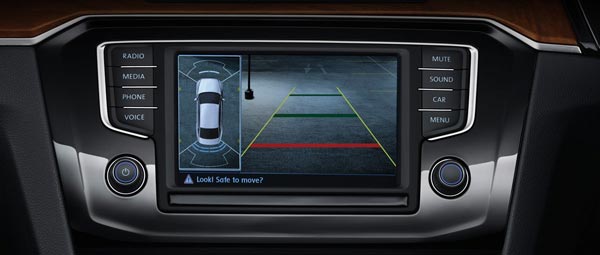 भारत में लॉन्च हुई फॉक्सवैगन पसाट, कीमत 29.99 लाख रुपये से शुरू भारत में लॉन्च हुई फॉक्सवैगन पसाट, कीमत 29.99 लाख रुपये से शुरू