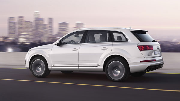 क्या है अभय देवल के बिना ड्राइवर के चलती हुई कार का पूरा सच?