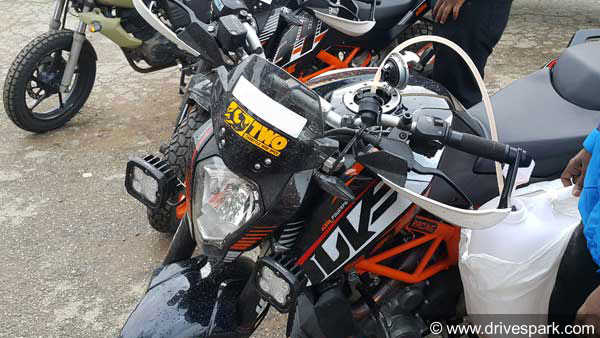 ट्रेन से अपनी मोटरसाइकिल को ट्रांसपोर्ट करना चाहते हैं? ये जानकारी आपके काम आ सकती है।