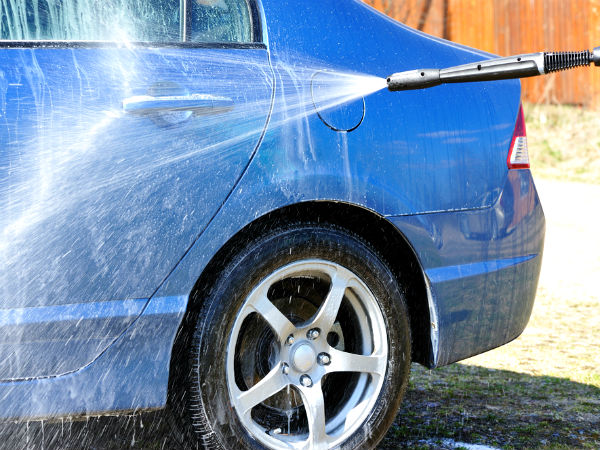 कार को चमकाना है तो अपनाएं ये टिप्स