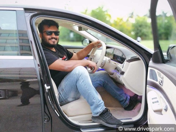 2018 मर्सिडीज बेंज एस-क्लास रिव्यू - लग्जरी, सेफ्टी और परफॉरमेंस का शानदार नमूना